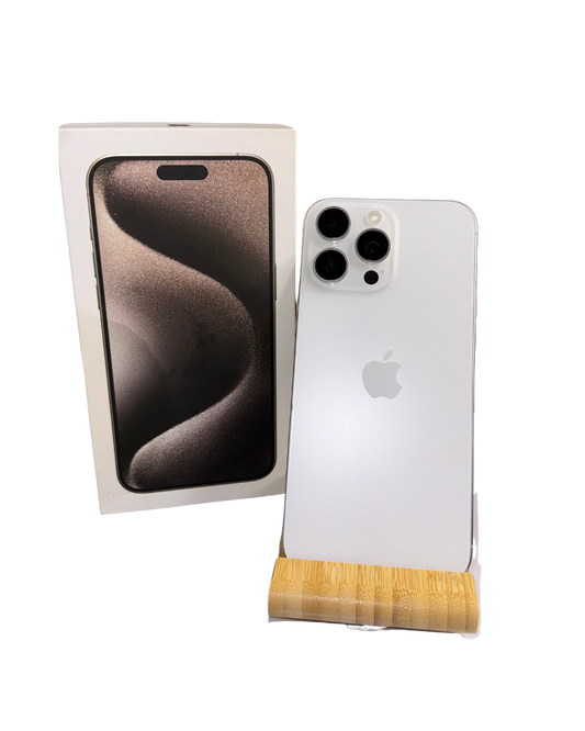 iPhone 16 Pro Max 256GB Blanco Titanio | Como Nuevo | 100% Batería